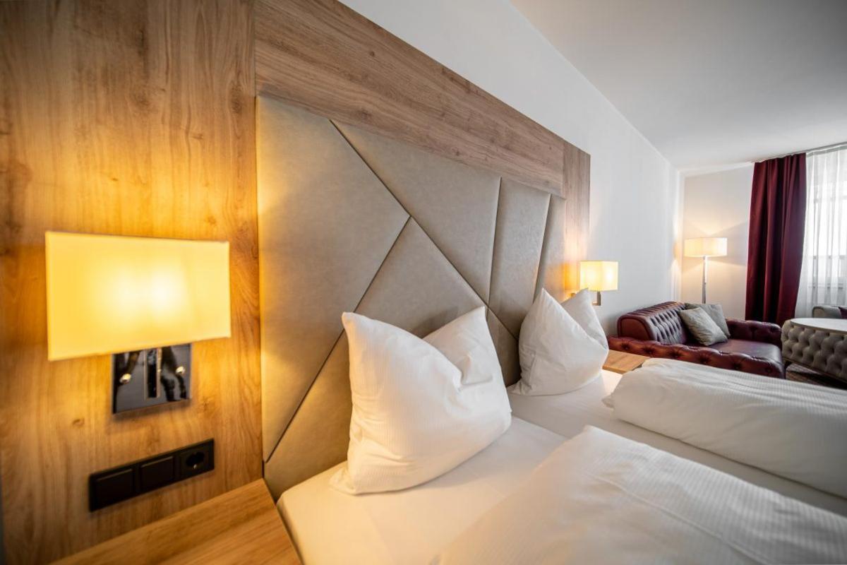 Ee Hotel Кассель Экстерьер фото