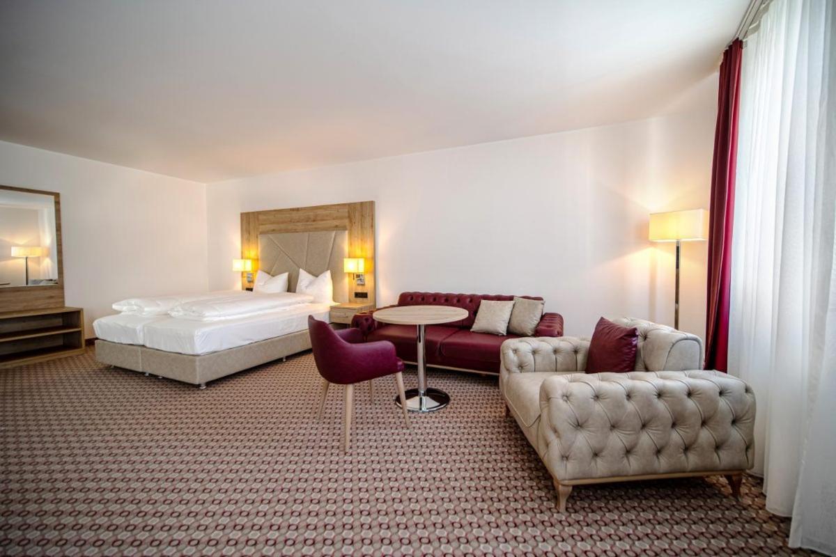 Ee Hotel Кассель Экстерьер фото