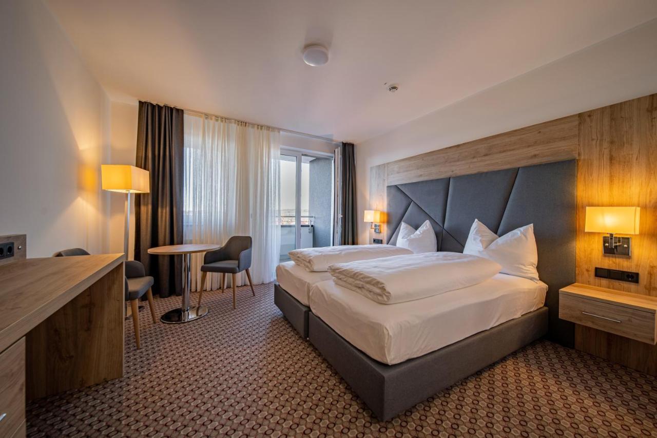 Ee Hotel Кассель Экстерьер фото