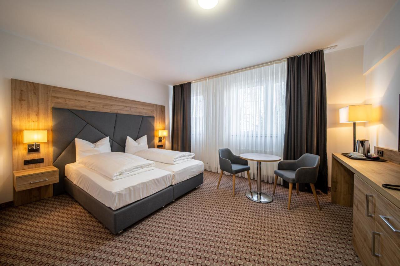 Ee Hotel Кассель Экстерьер фото